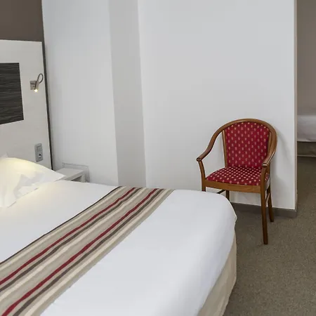 Couvent Du Franciscain Centre Hotel 3*