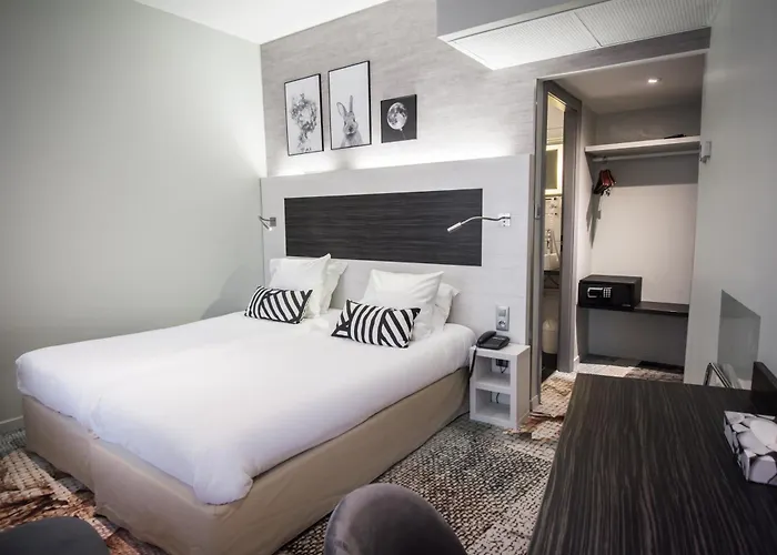 Couvent Du Franciscain Centre 3*