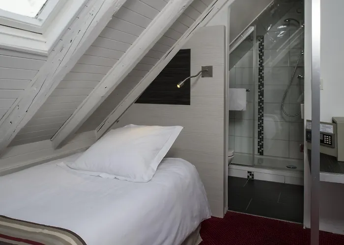 Couvent Du Franciscain Centre Hotel