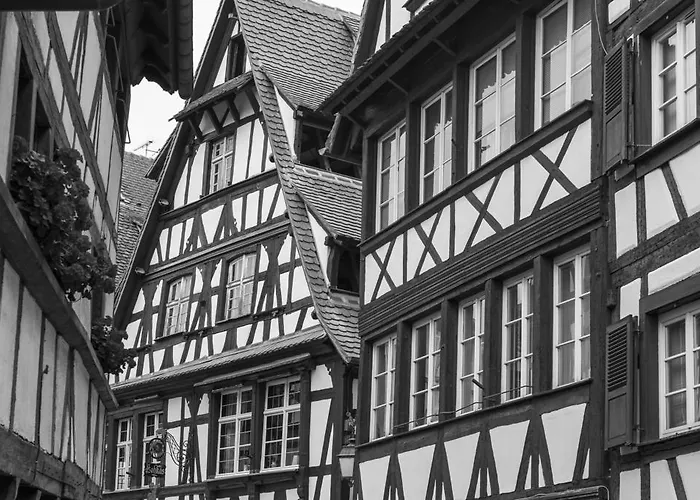 Hotel Couvent Du Franciscain Centre 3*