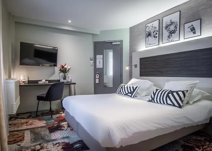 Couvent Du Franciscain Centre Hotel 3*