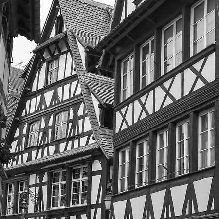 Hotel Couvent Du Franciscain Centre 3*