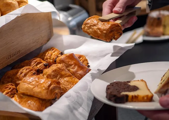 Couvent Du Franciscain Centre 3*