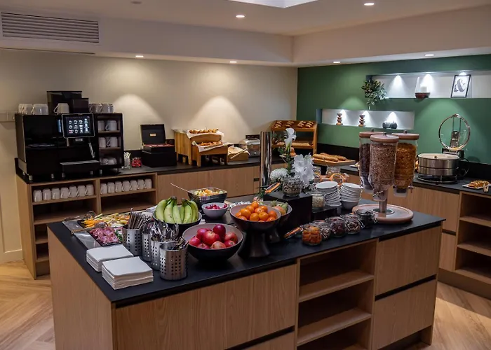 Couvent Du Franciscain Centre Hotel 3*