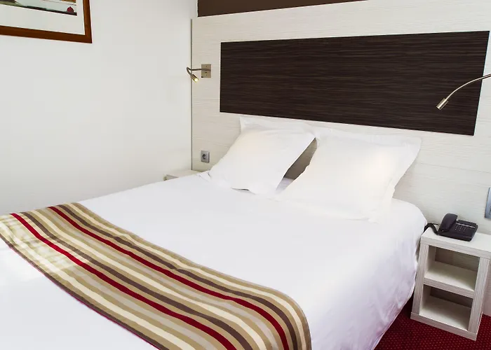 Couvent Du Franciscain Centre Hotel