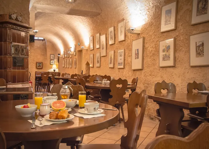 Couvent Du Franciscain Centre 3*